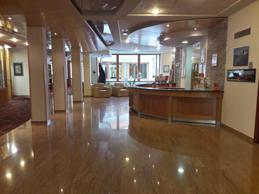 Terme Zrece - Hotel Atrij Bagian luar foto